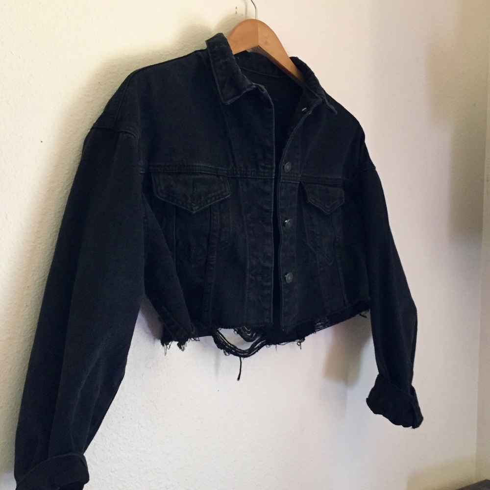 🚨SOLD🚨Black Denim Jacket